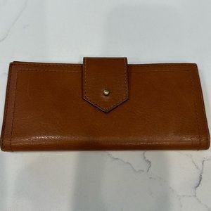 Leather Post Wallet. Barely used.